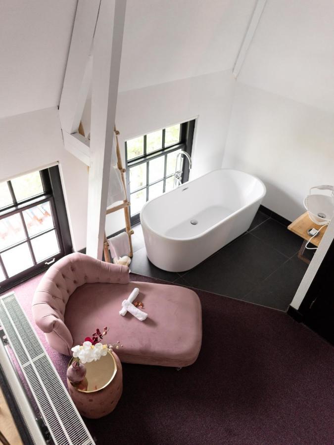 Wolf Kitchen & Bar Hotel 4*
