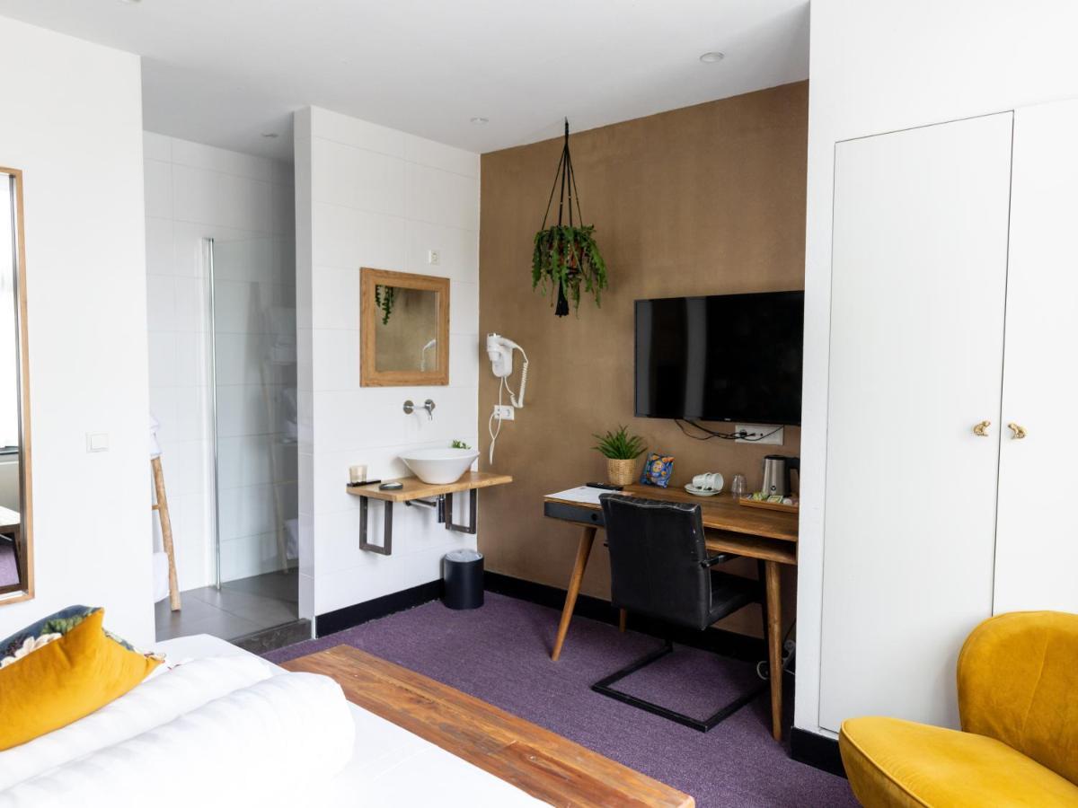 Wolf Kitchen & Bar Hotel 4*